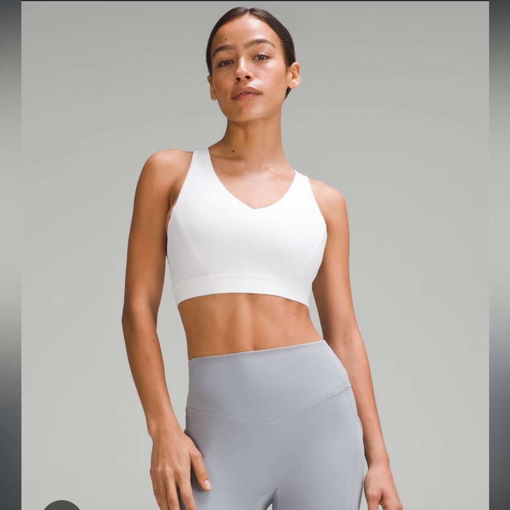 lululemon athletica Envital V-Neck Sports Bra in White